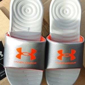 Woman’s UA Slides